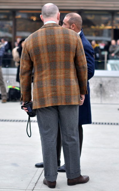 Tweed-jacket-back-grey-flannel-Pitti-Uomo-The-Journal-of-Style