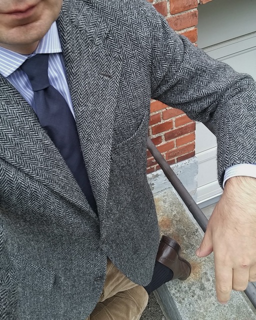 Grey sports jacket clearance outfit