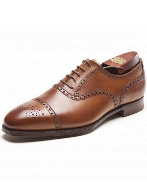 Brogue cap store toe oxford