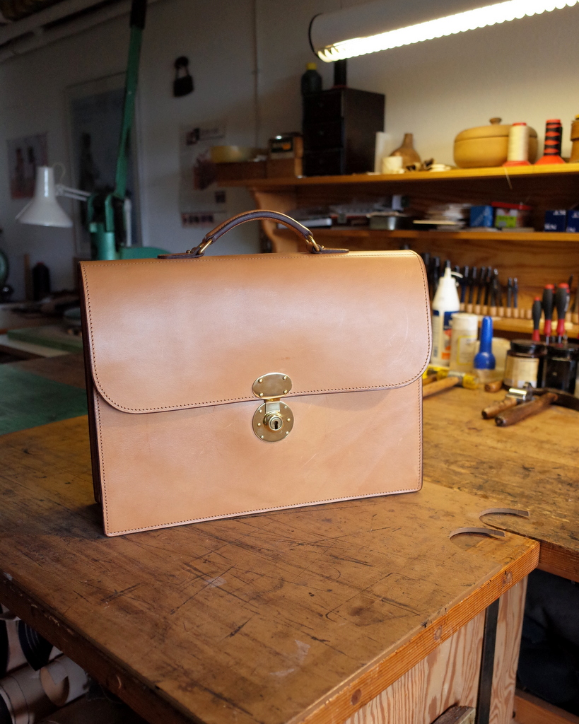 Vegetable tanned store leather briefcase