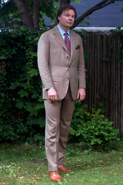 Solaro-suit-bespoke-The-Journal-of-Style-1.jpg