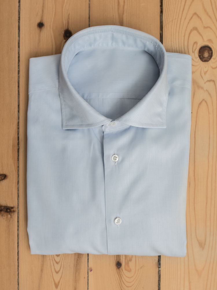 easy shirt fold